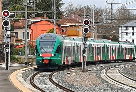 milano reggio emilia treno